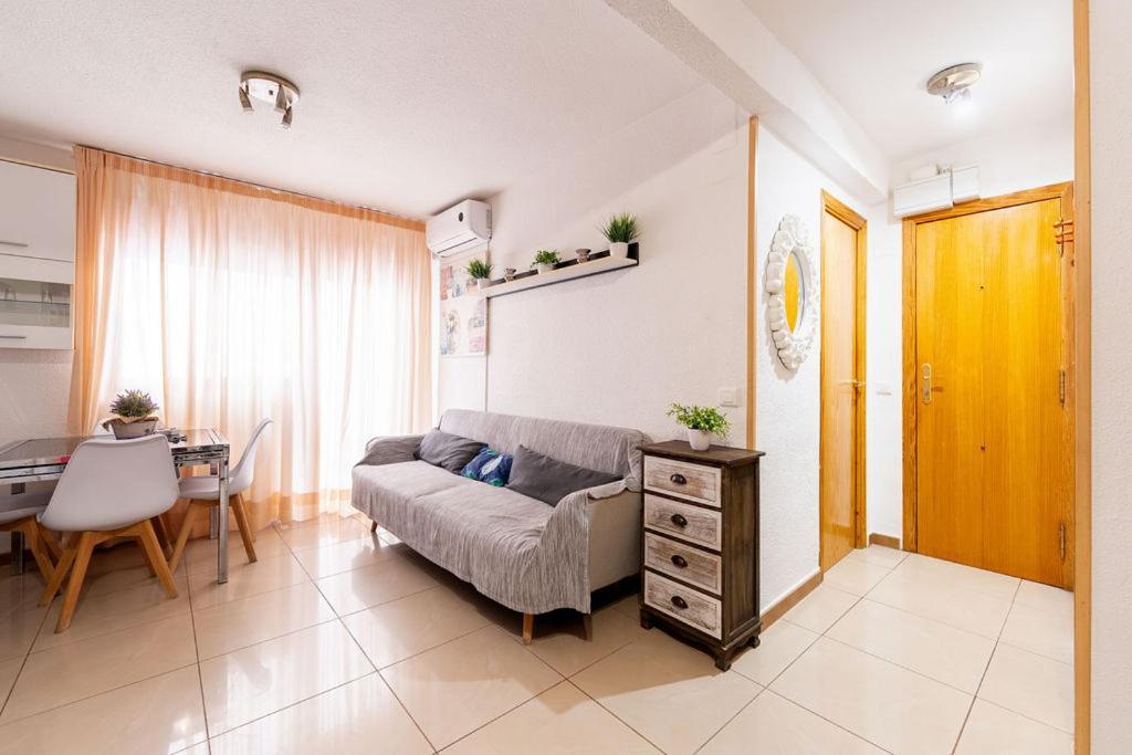 Apartamento En El Centro A Un Minuto De La Playa Benidorm Esterno foto