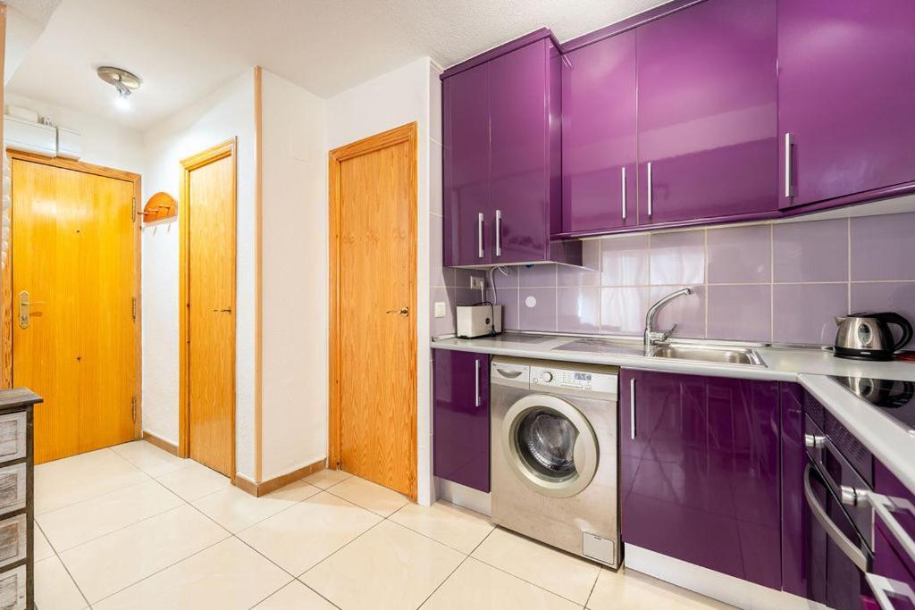 Apartamento En El Centro A Un Minuto De La Playa Benidorm Esterno foto
