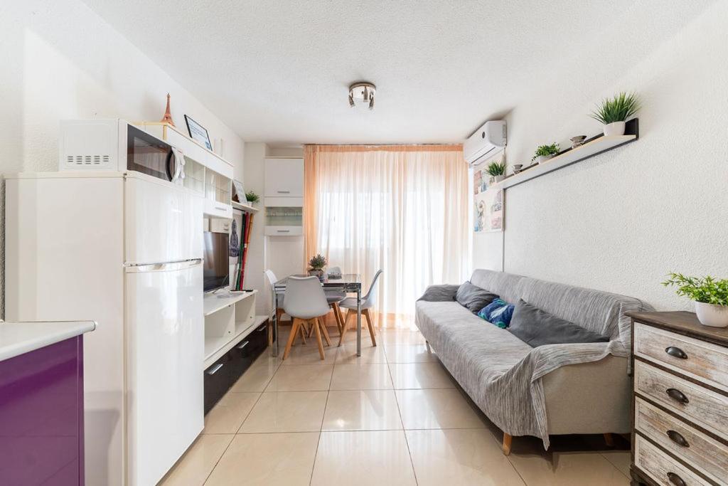 Apartamento En El Centro A Un Minuto De La Playa Benidorm Esterno foto